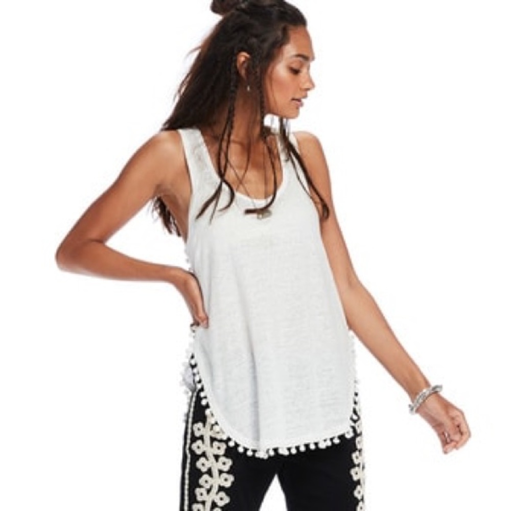 NWOT Scotch & Soda Maison Scotch
Scoop Neck Pom Pom Trimmed Top